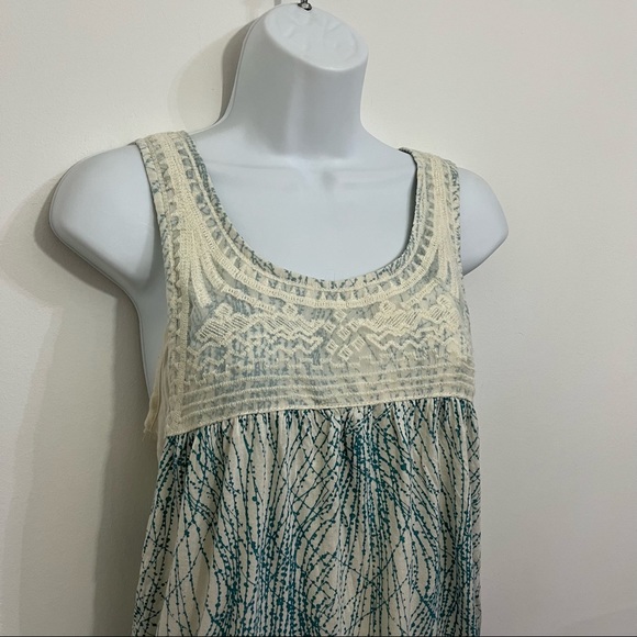 Bubble Tank Top by Anthropologie’s Kimchi & Blue is like new. Size small - Picture 3 of 12